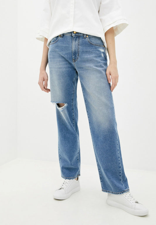 Chic Distressed Love Moschino Jeans