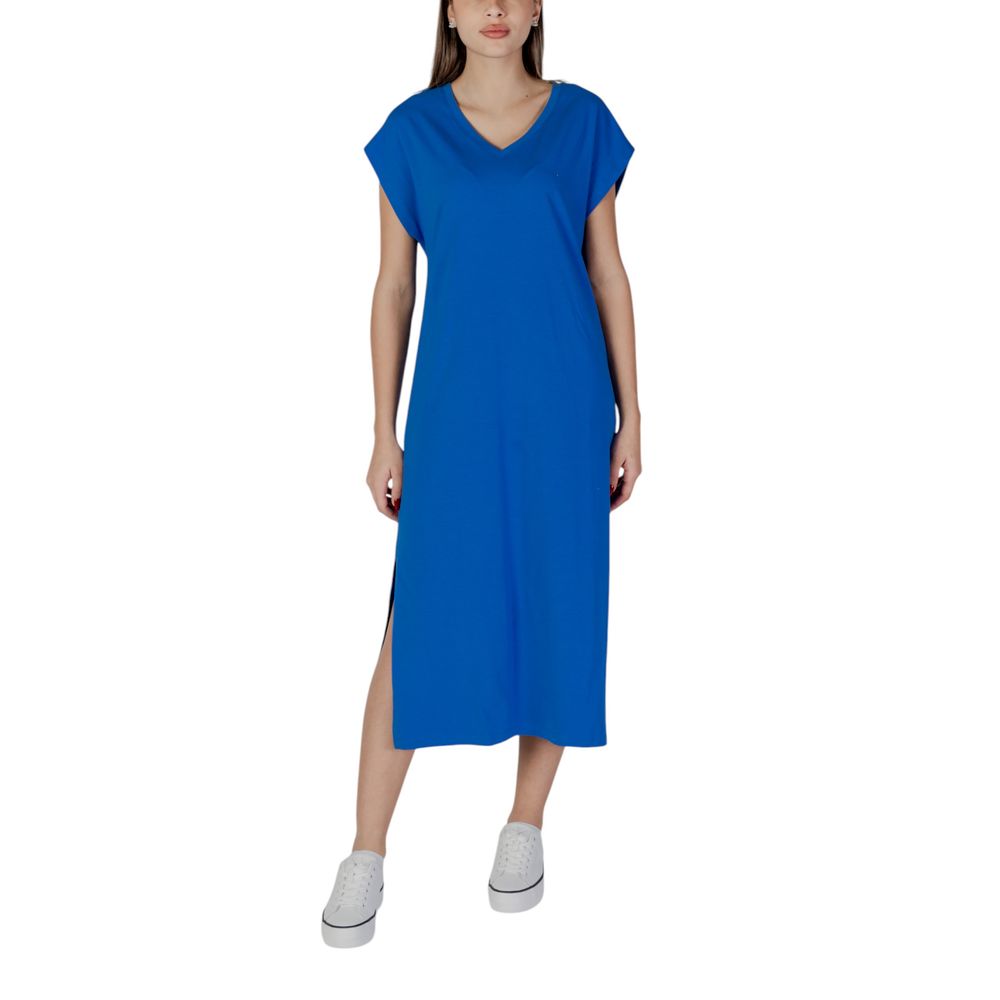 B.Young Blue Cotton Dress